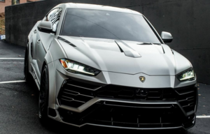 Эксклюзивный Lamborghini Urus с широким обвесом разгоняется до 330 км/ч