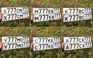 В Госдуме предложили продавать «красивые» номера на авто через «Госуслуги»