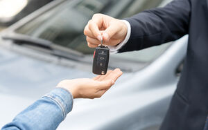 Как правильно сдать автомобиль в аренду другому человеку