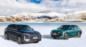 Chery выкатила новый кроссовер Tiggo 8 сразу в двух вариантах внешности