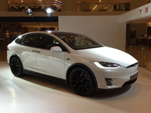 Илон Маск признал ошибку с сухим электродом в аккумуляторах Tesla 4680