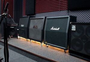 Что такое гитарный кабинет и зачем он нужен