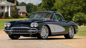 Уникальный Chevrolet Corvette 1958 года с LS7: рестомод, который удивил SEMA
