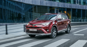 Названы надежные кроссоверы вместо дорогого Toyota RAV4