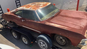 Редкий Chevrolet Impala 1967 года с уникальной крышей выставлен на продажу для реставрации