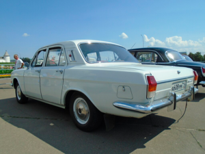 Какие вещи всегда были в багажнике советского водителя и зачем они нужны