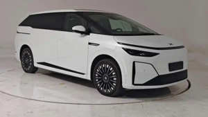 XPeng X9 Ultra: электровэн с тремя ИИ-чипами и мощностью 2250 TOPS