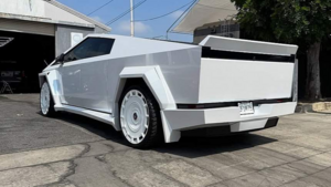 Tesla Cybertruck получил агрессивный обвес, но нужен ли он покупателям сегодня