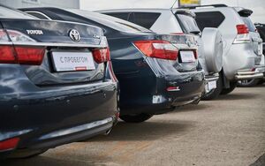 В России зафиксировано падение цен на автомобили с пробегом