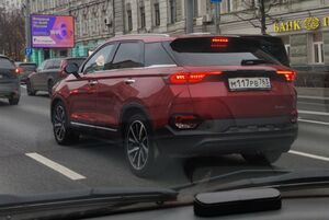 В Москве заметили редчайший кроссовер Lada X-Cross 5 который так и не пошел в серию
