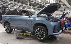 Цены на автозапчасти и шины в России снова вырастут в 2026 году