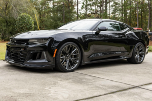 Chevrolet Camaro ZL1 с 830 л.с. на колесах выставлен на аукцион в США
