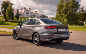 Владельцев Belgee S50 и Geely Emgrand срочно зовут в сервис из-за бензобака