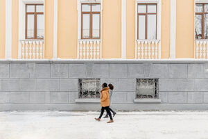 Скользкие улицы Петербурга: первые травмы после ночного снегопада и ледяной корки