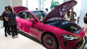 Xiaomi EV выходит на рекордные темпы: 350 тысяч электромобилей за год и первая прибыль