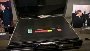 Как Горбачев передавал «ядерный чемоданчик» Ельцину