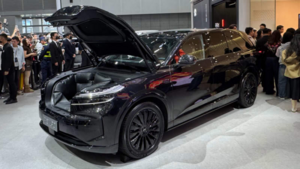 В Китае стартовали продажи лимитированного кроссовера Onvo L90 Black Knight от Nio