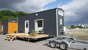 Мини-дом Mobi Fantasy: белоснежный интерьер и комфорт для шести гостей