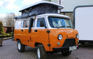 УАЗ Буханка превратилась в модульный автодом с подъемной крышей