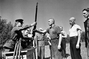 Одна винтовка на троих в 1941 году: миф или правда