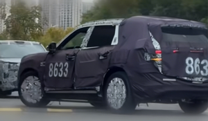 Новый гибридный кроссовер Zeekr 8x: 400 кВт мощности и запас хода 400 км