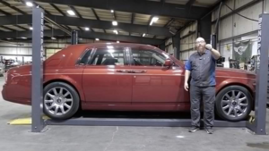 Почему замена прокладки на Rolls-Royce Phantom 2006 обошлась владельцу в 157 тыс рублей