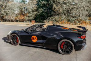 Владелец продал новый Corvette Z06 2025 года с пробегом 4700 км и потерял 45 тысяч долларов