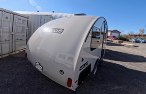 Компактный прицеп Helio HE 3S удивляет возможностями и ценой