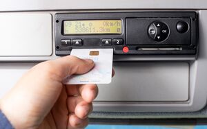 Карта водителя для тахографа: что это и как избежать штрафов в 2025 году