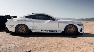 Ford Mustang с тюнингом Pandem и дисками Rohana: агрессивный стиль и новые детали