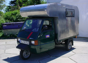 Необычный кемпер на базе Piaggio APE TM: дом на колесах и грузовик в одном