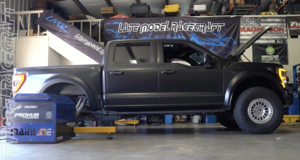 Владелец Ram 1500 TRX с проблемным мотором превратил пикап в 900-сильного монстра