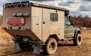 УАЗ Патриот превратился в полноценный автодом с кухней и солнечными батареями