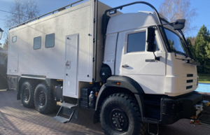 Экспедиционный автодом КАМАЗ 41118 для севера с автономностью и продуманной эргономикой