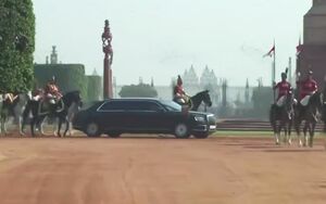 Путин сменил японский внедорожник на российский лимузин Aurus в Индии