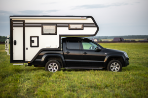 Жилой модуль для пикапа от ИРИС-НН: комфорт и автономия для путешествий