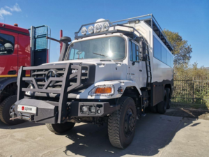 В Хабаровске продают уникальный автодом Mercedes-Benz Zetros 2014 года с пробегом 29 тысяч км