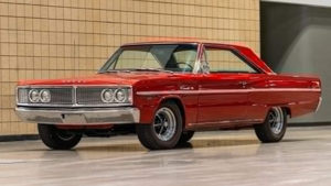 Редкий Dodge Coronet 440 с Hemi 1966 года ушел с молотка за рекордно низкую сумму