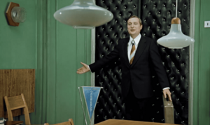 Сколько стоили подарки от Самохвалова в комедии «Служебный роман»