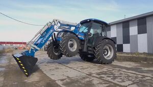 В России создали новый погрузчик «Универсал Robust» для трактора Solis