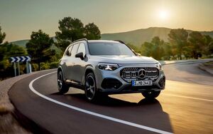 Mercedes-Benz показал новый GLB без ДВС и с нейросетью на борту