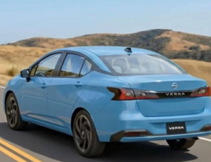 Новый Nissan Versa 2026 впервые показал радикально измененную переднюю часть кузова