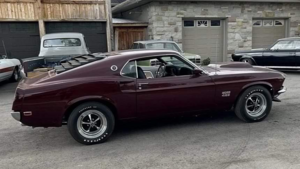 Редкий Ford Mustang Boss 429 1969 года с запасным мотором выставлен за 410 тысяч долларов