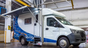 В этой ГАЗели можно жить: кухня, спальня и полноценный санузел