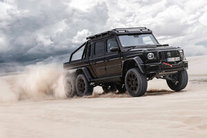 За 160 млн рублей в России продают шестиколесный пикап Mercedes G63 Brabus