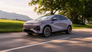 Обновленный электрокроссовер XPENG G6 появится в Великобритании в 2026 году с рекордной скоростью зарядки