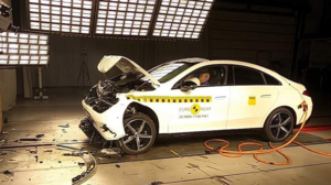 Volkswagen T-Roc выдержал серию краш-тестов и получил высшую оценку Euro NCAP