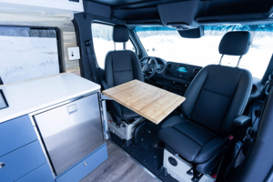 Mercedes Sprinter AWD: дом на колесах для путешествий круглый год