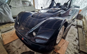 В России продают редкий спорткар Lada Revolution за 7,5 млн рублей