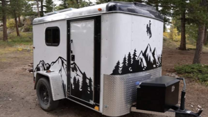 Как энтузиаст построил стильный автодом за 6500 долларов прямо в пути